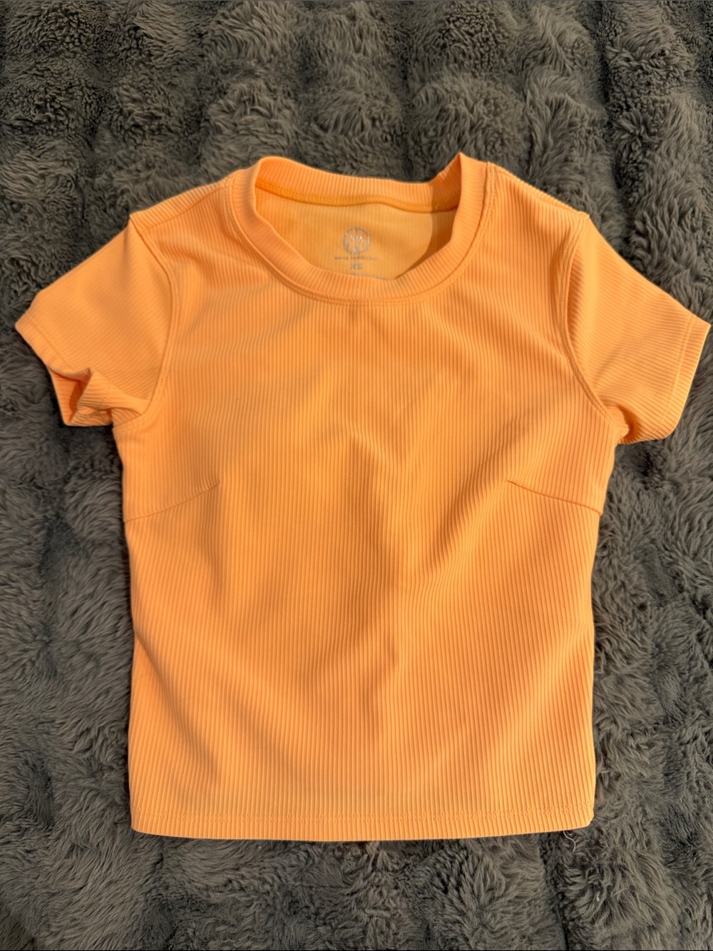 Ribbed Short Sleeve Crop Top in Peach-Orange